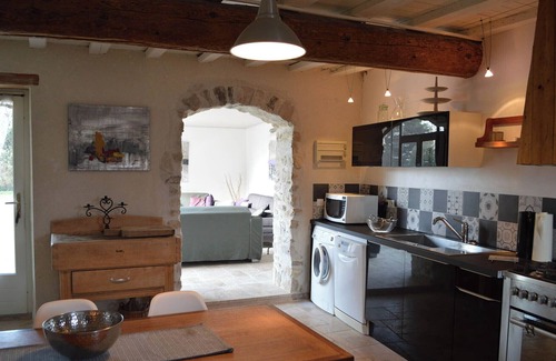 Marsanne House | Le Mas du Pas, large Provencal farmhouse, 15 people, heated pool, 5 bathrooms or bathtub