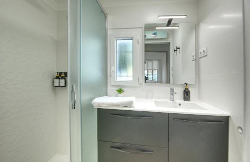 Garrigues Apartment | Le Mas Emeraude ~ Jardin ~ Parking ~ Climatisation
