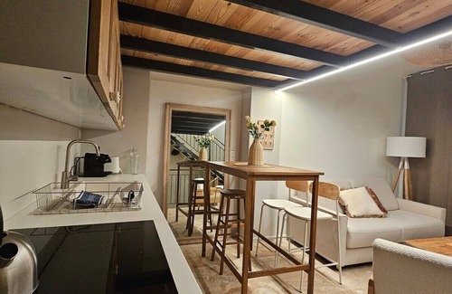 Genas Apartment | Le Mas-Loft-Private Bathroom-Apartment-Garden view