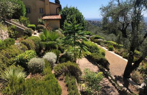 Grasse Apartment | Le Mas Sainte Thérèse