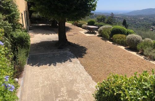 Grasse Apartment | Le Mas Sainte Thérèse