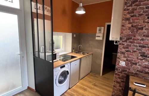Saint-Claude Apartment | Le Maya downtown