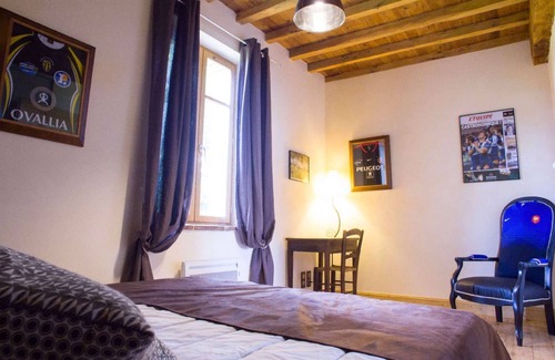Gaillac House | Le Mazage des Tregans - A beautiful family house with heated swimming pool in the middle of nature.