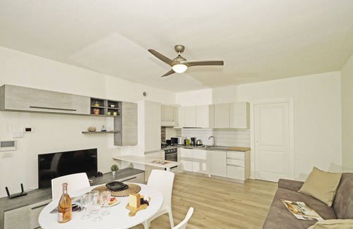 Lonato del Garda Apartment | Le Mele 7 by Wonderful Italy
