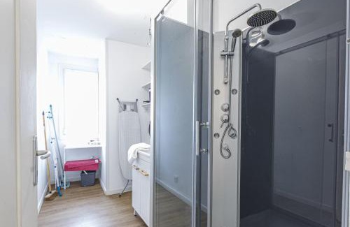 Laval Apartment | Le Mermoz Wifi Balcon Parking