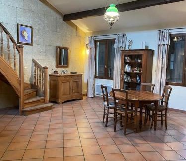 Port-Saint-Louis-du-Rhone Apartment | Le Meublé de marine
