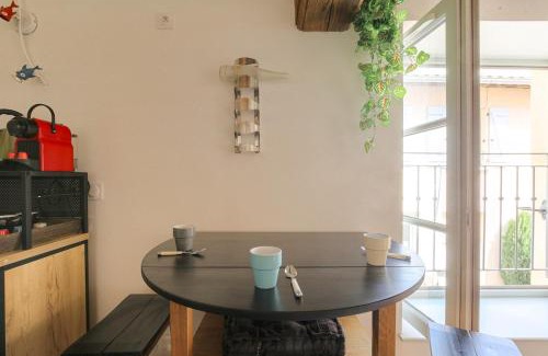 Villefranche-sur-Saone Apartment | Le Mezza, Studio avec Mezzanine, Hypercentre