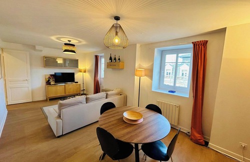 Reims City Centre Apartment | Le Millésime Carnot | Cathédrale