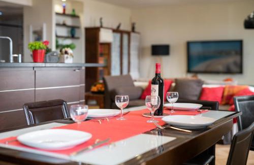 Liberation Apartment | "Le Mirabeau" by EnjoyNice, spacious 2-bed with airco
