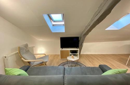 Perigueux Apartment | LE MOBILE - Climatisé - Proche de la gare - Centre ville-PROPERTY RENTAL NM