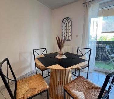 Blagnac Apartment | Le Montaigne - Parking inclus, Tramway et MEET