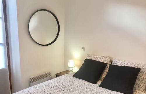 Lourdes Apartment | Le Montferrat - 65m2 - 2 chambres - Rue de la Grotte - Hyper Centre