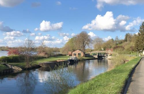 Frise House | Le Moulin de Frise