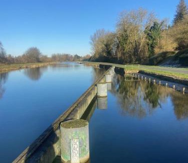 Frise House | Le Moulin de Frise