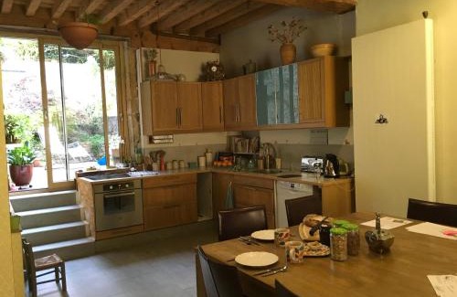 Neuville-sur-Saone Bed & Breakfast | Le Moulin Neuf de Parenty