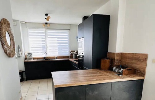 Port-en-Bessin-Huppain House | Le mousse - House at the foot of the harbour - beach 500m away