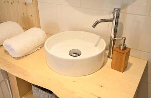 Faubourg North Apartment | Le Moutardier : chaleureux T2 au coeur de ville