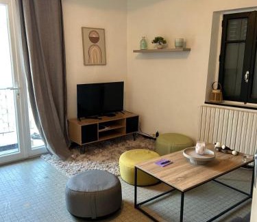 Saint-Marcel-d'Aredeche House | Le Murier en Ardèche, 10 personnes, avec sauna