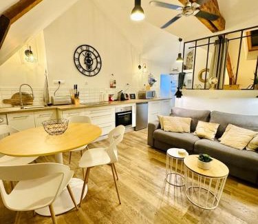 Rodez Apartment | Le Néo au 17, appartement cosy dans le centre historique de Rodez