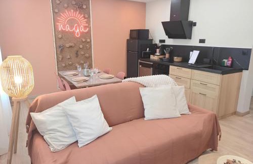 Beauvais Apartment | Le Naga - Confortable avec Vue sur la Cathédrale