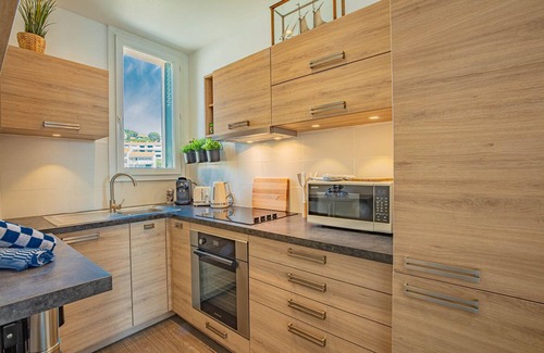 Cassis Apartment | Le Naio sur Leau by Winkyhouse Cassis