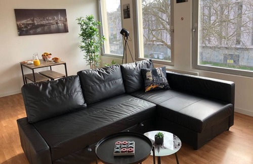 Centre Ancien Apartment | ❤️ LE NEW YORKAIS🛎️ HYPER CENTRE ☀️ FIBRE WIFI ⛱️ JERGWELOH