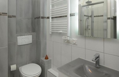 Saint-Serge Apartment | Le New Yorkais-Jardin des Plantes