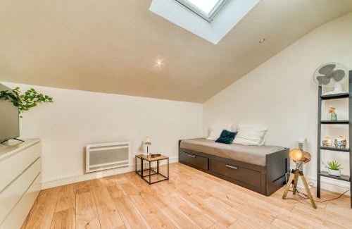 Bussiere - Cadiere Apartment | Le Nid Blanc - Agréable studio tout équipé