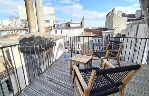 Centre Ville Apartment | Le Nid Citadin - Ultra Calme - Terrasse avec Vue