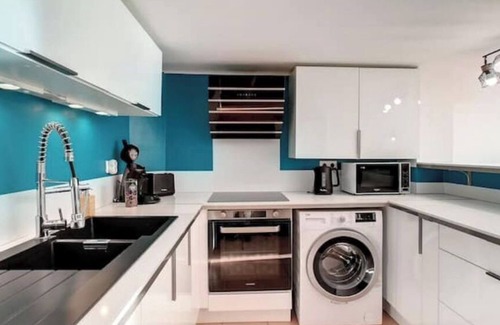Mandelieu-la-Napoule Beach Apartment | Le nid D'azur