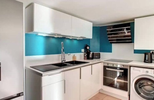 Mandelieu-la-Napoule Beach Apartment | Le nid D'azur