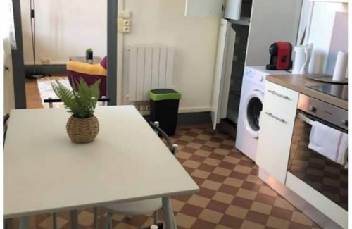 Cœur de Ville Apartment | Le Nid Dacher Centre Vichy Gare Thermes Cures