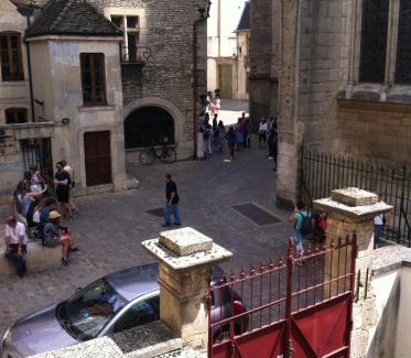 Old Town Apartment | Le Nid De La Chouette