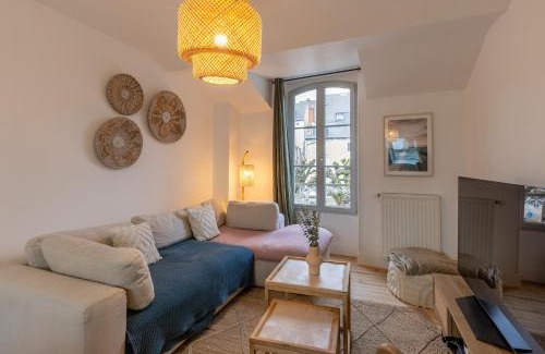 Blois Apartment | Le Nid de Saint Honoré - sur les toits de Blois