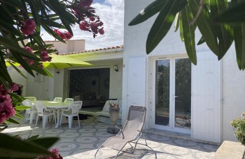 Le Chateau-d'Oleron House | Le nid douillet du Chateau