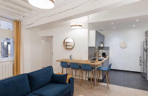 Old Lyon Apartment | Le Nid du Lion - Joli T2 quartier St Georges au calme