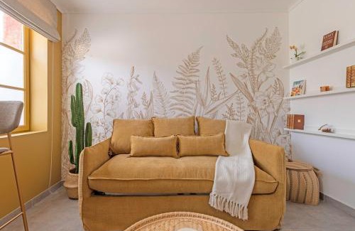 Saint - Michel Apartment | LE NID Hyper-centre - Stadium - PARKING & WiFi