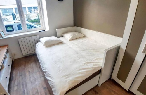 Saint-Brieuc Apartment | LE NID - Parking - Lit 160 - Gare Parc des Expo