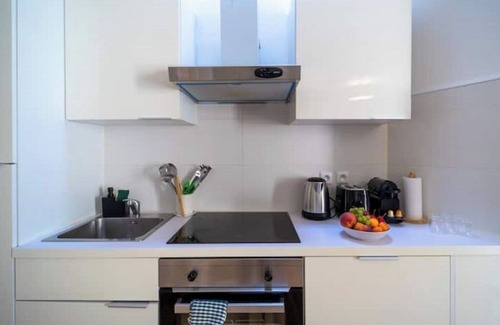 Historic Centre Apartment | Le Nid ~ Spacious, fully equipped & Air-conditioned