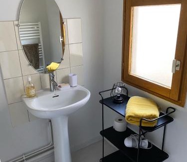 Centre Sud Apartment | Le NID - Studio Place Emile Zola/parking gratuit