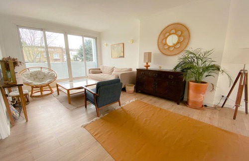 Calais City Center Apartment | Le Notre Dame, maison spacieuse avec jardin
