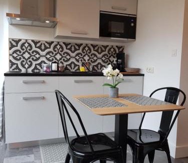 Donville-les-Bains Apartment | Le P'tit gousset, à 100 m de la mer