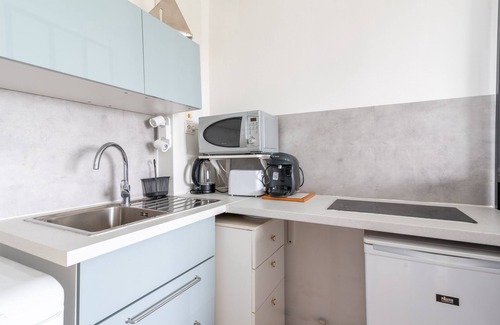 L'Hay-les-Roses Apartment | Le P'tit Henri - Studio à 20min de Paris