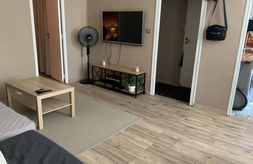 Saint-Charles Apartment | Le P'tit St Charles Arrive, pack your bags, breathe: you're in Marseille.