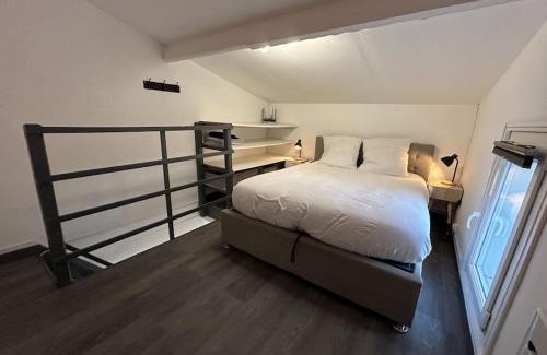 Senlis Apartment | Le Paddock - COSY FLAT Senlis
