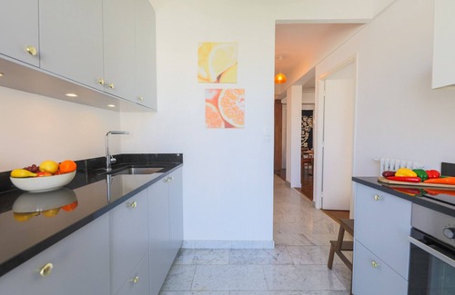 Jean-Medecin Apartment | LE PALACE AP4111 by RIVIERA HOLIDAY HOMES