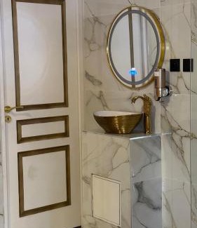 Fabregues Apartment | Le Palais Du Khalif