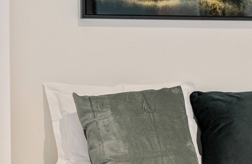 South Antwerp Apartment | Le PALAIS du Sud apartment by lit d'Art Museum Zuid Antwerpen