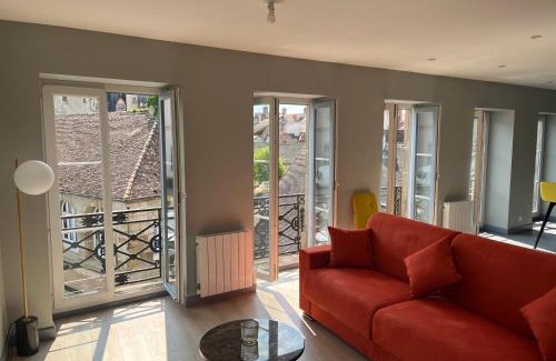 Autun Apartment | Le palais duplex