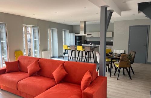 Autun Apartment | Le palais duplex